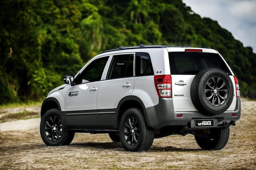  Suzuki Grand Vitara 4SPORT 2015 года  (фото 2 из 3)